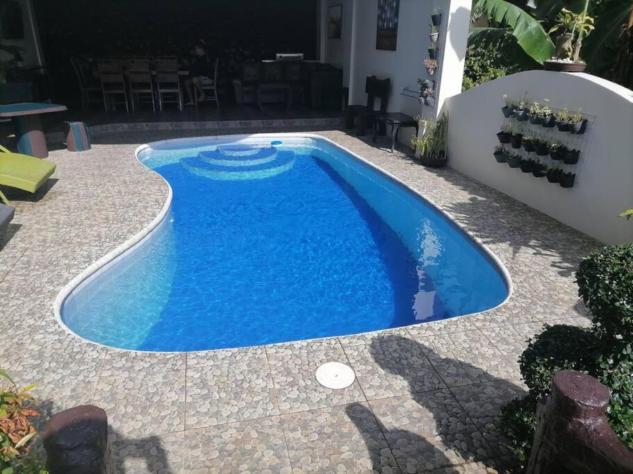 Avana Hills Tagaytay Villa Tagaytay City Exterior photo