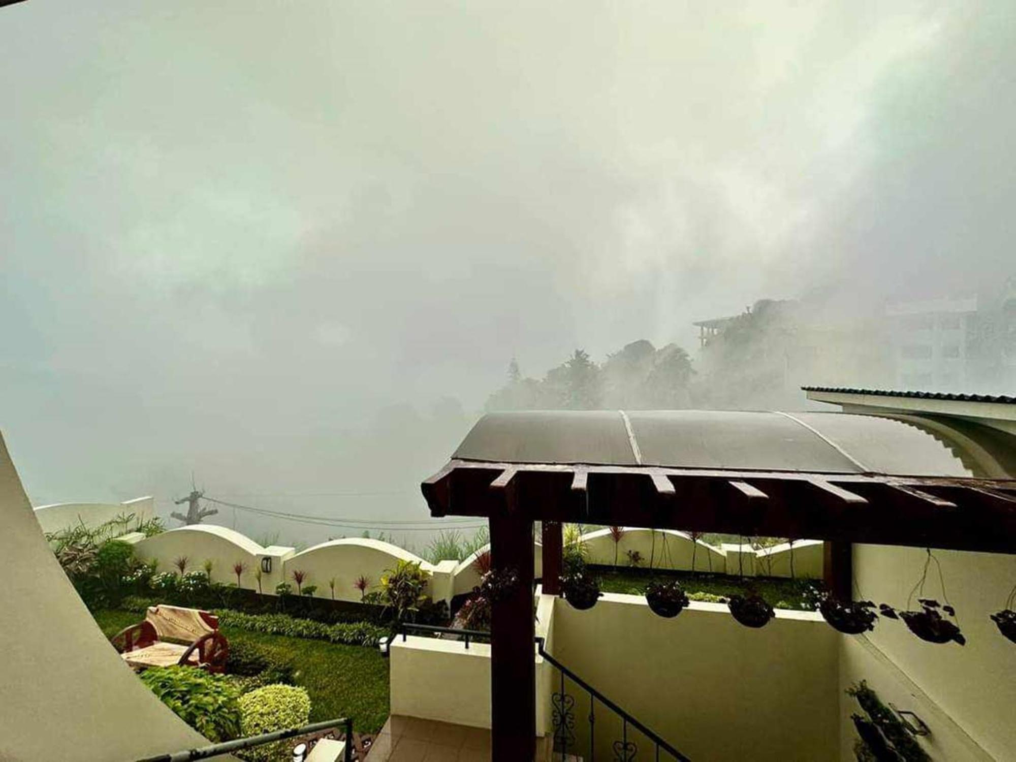 Avana Hills Tagaytay Villa Tagaytay City Exterior photo